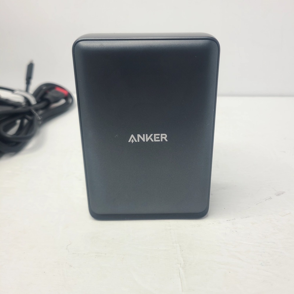Anker 575 PowerExpand 13-in-1 USB-C Dock Triple Display A8392  w/ Power Supply‎ - Picture 2 of 6